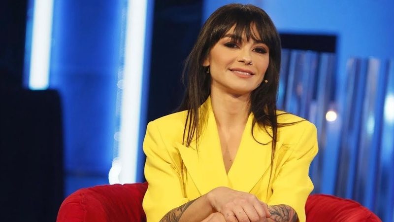 “Nuk e kënaqte asnjëher burri në krevat dhe shkon tek HOXHA”, Zhaklina befason, ja çfarë i ndodhi gruas..