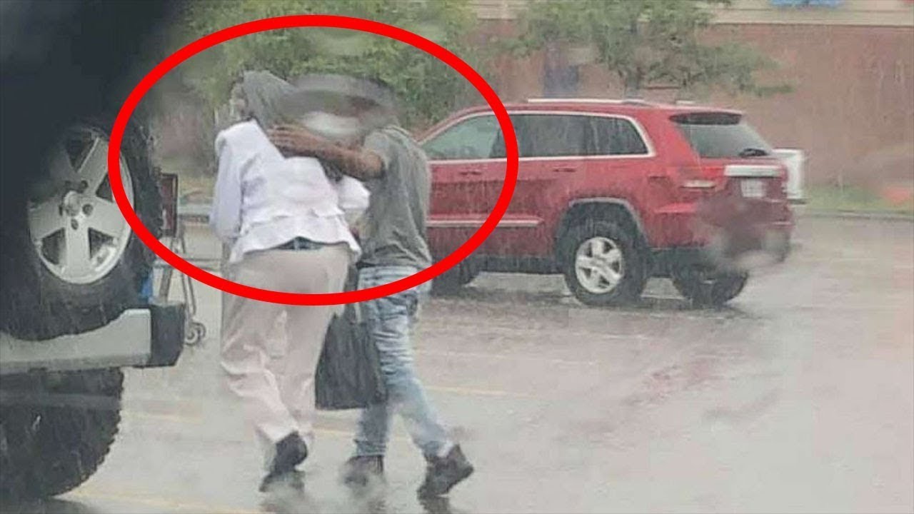 Pasi një polic pa si një adoleshent trajtoi një grua të moshuar, vendosi ta ndiqte pa hezitim !!!