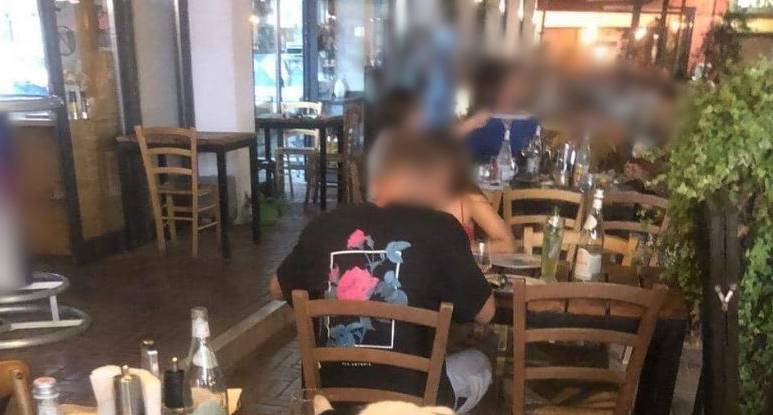 Shkon të hajë darkë te Pazari i Ri në Tiranë, qytetari shtanget nga skena që sheh aty!