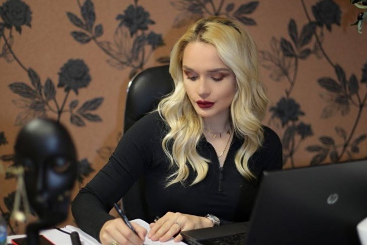 E HENGRET! Doni të dini nëse ju tradhton burri ose gruaja, ja për sa ditë e zbulon detektivja e njohur