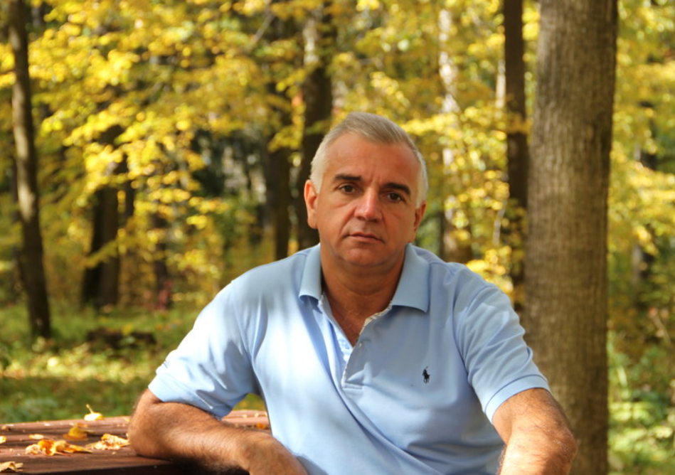 Pas 30 vitesh martesë, lashë gruan time dhe shkova te Julia e re, por më pas ende nuk e kuptova se çfarë po bëja me jetën time.