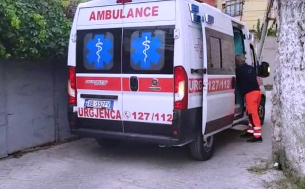 Ra nga skela gjatë punimeve në banesë, humb jetën 50-vjeçari në Berat
