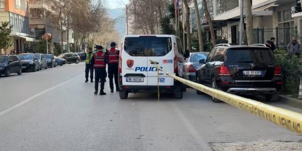 Gjendet një kovë me përzjerje kimike në Vlorë, rrezik shpërthimi