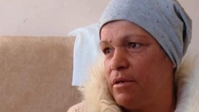 I lanë në derë një bebe 3 ditëshe! Historia e gruas shqiptare që e rriti fëmijën e panjohur