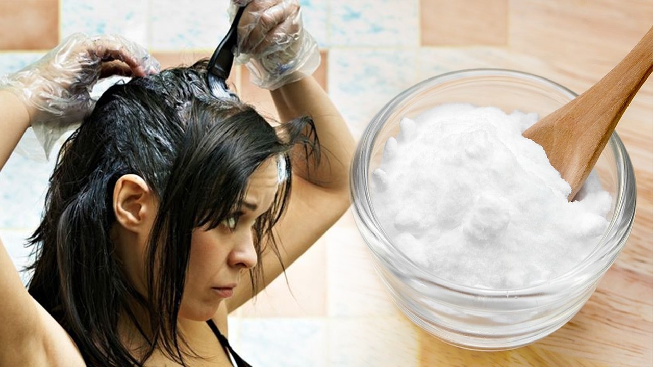 Zbulohet sekreti që “çuditi” botën: Soda e bukës bën mrekulli për flokët, ja si ta përdorni