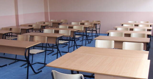 Keto jane datat zyrtare te pushimeve te prillit per shkollat – 2026