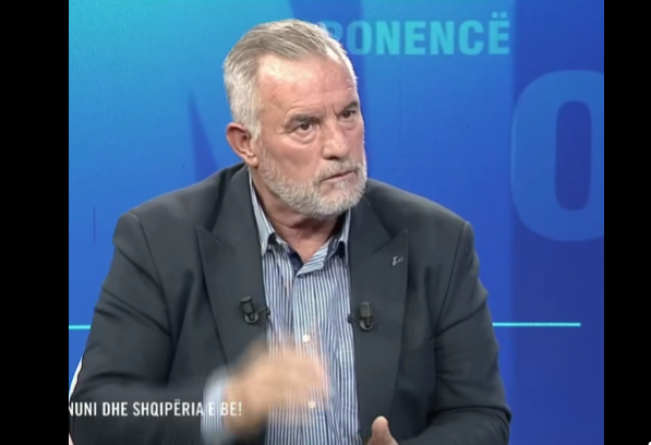 “E kishte vrarë me 3 plumba, kishte vendosur shami të kuqe në kokë dhe kokën nga perëndimi!” Prençi tregon Vrasjen në Shkodër!