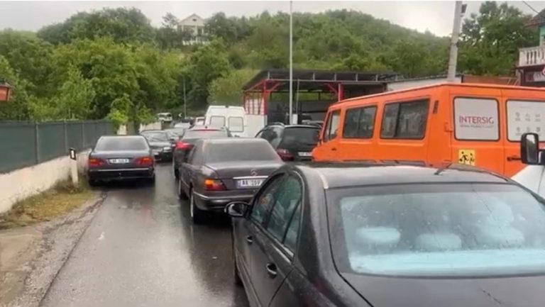 Mbi 5 km rradhe makinash ne…! Sapo ndodhi ngjarja e rende (DETAJET)