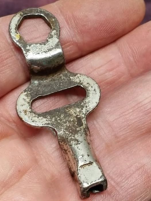 My Husband Found These Strange Keys at His Grandparents’ House — But None Fit the Doors