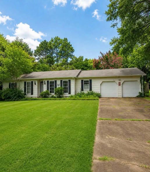 The Unique Indoor-Outdoor Feature That Makes This Decatur Ranch Stand Out